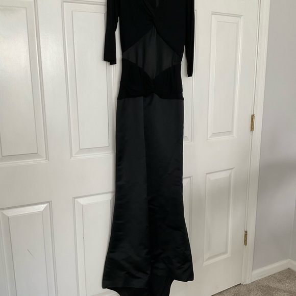 Full length black gown, mermaid style, size 10 - Picture 2 of 4